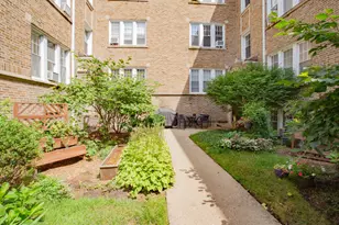719 Reba Pl, Evanston, IL 60202 - Photo 2