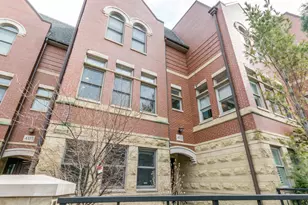 4113 N Southport Ave, Chicago, IL 60613 - Photo 1
