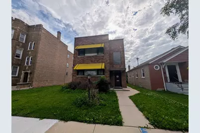 10631 S Calumet Avenue, Chicago, IL 60628 - Photo 1