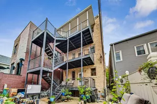 524 N Armour St, Chicago, IL 60642 - Photo 16