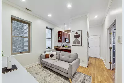 524 N Armour Street #1W, Chicago, IL 60642 - Photo 2