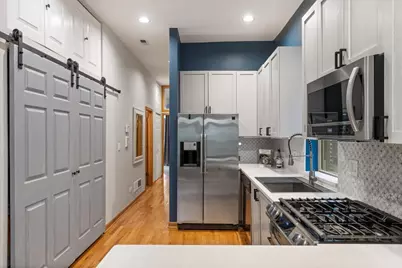 2139 W Crystal Street #2, Chicago, IL 60622 - Photo 8
