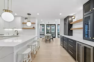 200 E Delaware Pl, Chicago, IL 60611 - Photo 18