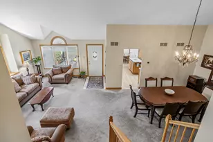 16109 Lake Villa Ave, Tinley Park, IL 60477 - Photo 10