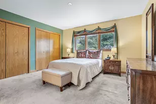 16109 Lake Villa Ave, Tinley Park, IL 60477 - Photo 12