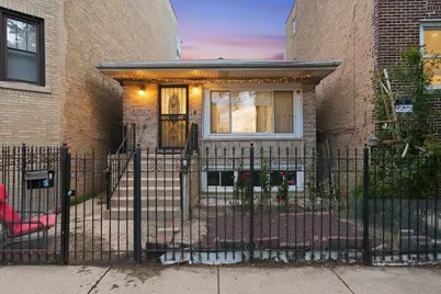 2922 W Nelson Street, Chicago, IL 60618 - Photo 1