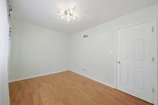 2922 W Nelson St, Chicago, IL 60618 - Photo 22