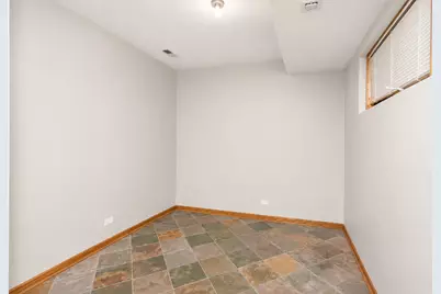 3240 N Racine Avenue #1, Chicago, IL 60657 - Photo 14