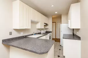 3240 N Racine Ave, Chicago, IL 60657 - Photo 4