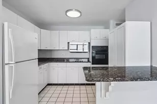 6301 N Sheridan Rd, Chicago, IL 60660 - Photo 10