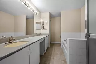 3029 Lexington Ln, Glenview, IL 60026 - Photo 14