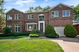6520 N Christiana Ave, Lincolnwood, IL 60712 - Photo 1