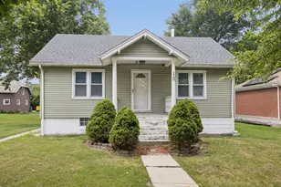 110 W Mississippi Ave, Elwood, IL 60421 - Photo 1