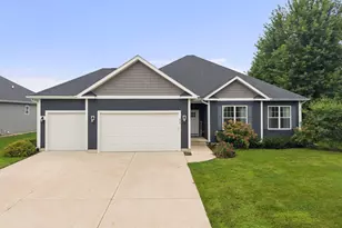 454 Snow St, Sugar Grove, IL 60554 - Photo 30
