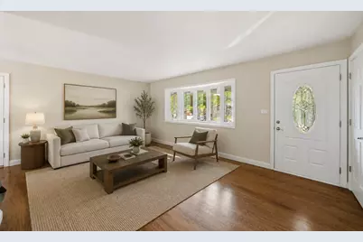22W452 Sycamore Drive, Glen Ellyn, IL 60137 - Photo 2