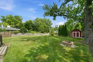 22W452 Sycamore Dr, Glen Ellyn, IL 60137 - Photo 20