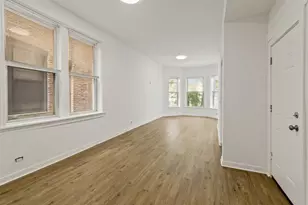1349 W Taylor St, Chicago, IL 60607 - Photo 10