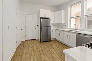 1349 W Taylor St, Chicago, IL 60607 - Photo 4