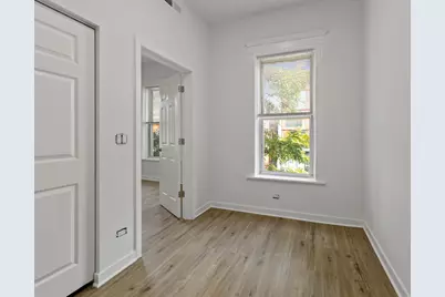 1349 W Taylor Street #3F, Chicago, IL 60607 - Photo 12