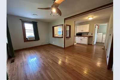 37 S Heather Drive, Crystal Lake, IL 60014 - Photo 2