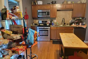 427 Devon Ln, Bolingbrook, IL 60440 - Photo 2