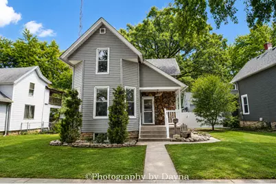880 S 5th Avenue, Kankakee, IL 60901 - Photo 2