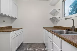 880 S 5th Ave, Kankakee, IL 60901 - Photo 10