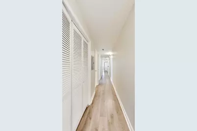 2721 W Peterson Avenue, Chicago, IL 60659 - Photo 20
