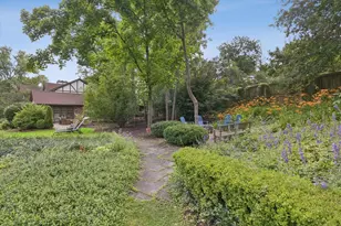 1330 Maple Ave, Downers Grove, IL 60515 - Photo 28