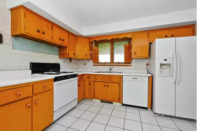 10525 S Kildare Avenue, Oak Lawn, IL 60453 - Photo 6