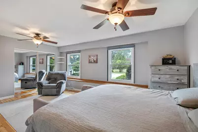 301 Channel Drive, Island Lake, IL 60042 - Photo 14
