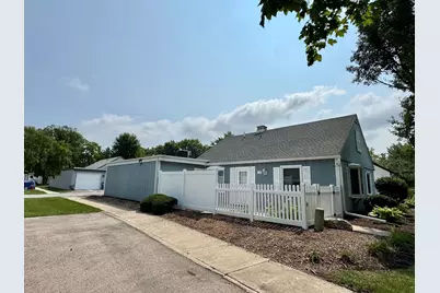 119 Garden Drive, Montgomery, IL 60538 - Photo 4