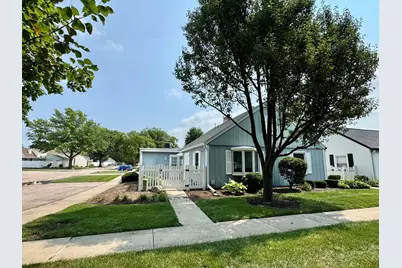 119 Garden Drive, Montgomery, IL 60538 - Photo 2