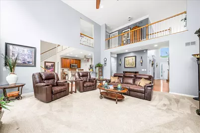 447 Lake Run Court, North Aurora, IL 60542 - Photo 6