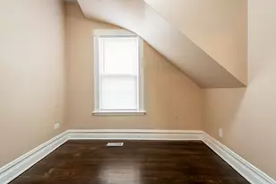 1540 N Keeler Ave, Chicago, IL 60651 - Photo 14