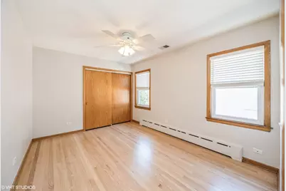 96 Forest Avenue #2, Riverside, IL 60546 - Photo 8