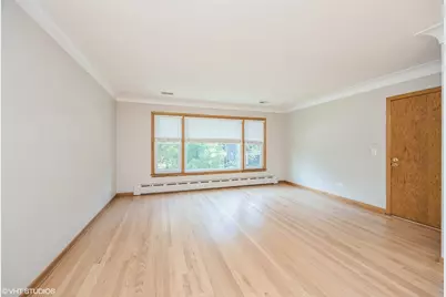 96 Forest Avenue #2, Riverside, IL 60546 - Photo 2