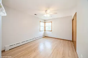 96 Forest Ave, Riverside, IL 60546 - Photo 6