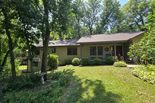 5931 S Bogey Dr, Polo, IL 61064 - Photo 1