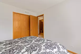 457 Greenview Ln, Oswego, IL 60543 - Photo 34