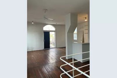 1801 S Peoria Street #1R, Chicago, IL 60608 - Photo 2
