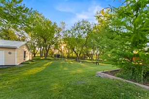 9909 Winn Rd, Spring Grove, IL 60081 - Photo 8