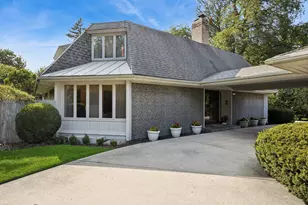 820 Ashland Ave, River Forest, IL 60305 - Photo 2
