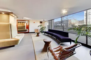 1960 N Lincoln Park West Ave, Chicago, IL 60614 - Photo 2