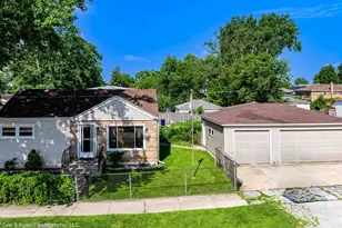 7300 W 114th Pl, Worth, IL 60482 - Photo 8