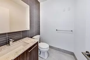 750 N Hudson Ave, Chicago, IL 60654 - Photo 18