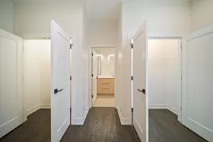 408 E 50th Pl, Chicago, IL 60615 - Photo 10