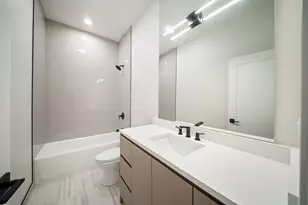 408 E 50th Pl, Chicago, IL 60615 - Photo 14