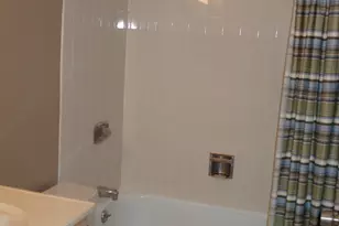 211 E Ohio St, Chicago, IL 60611 - Photo 8