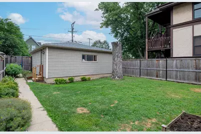 5000 W Berteau Avenue, Chicago, IL 60641 - Photo 16